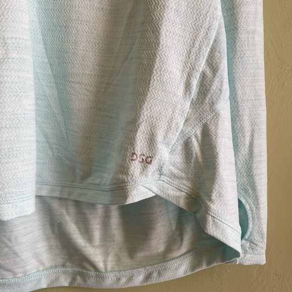 Workout Top - Picture 2 of 6